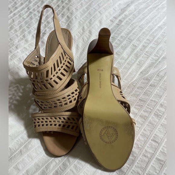 - Adrienne Vittadini nude peak toe sling back heels - Picture 3 of 3
